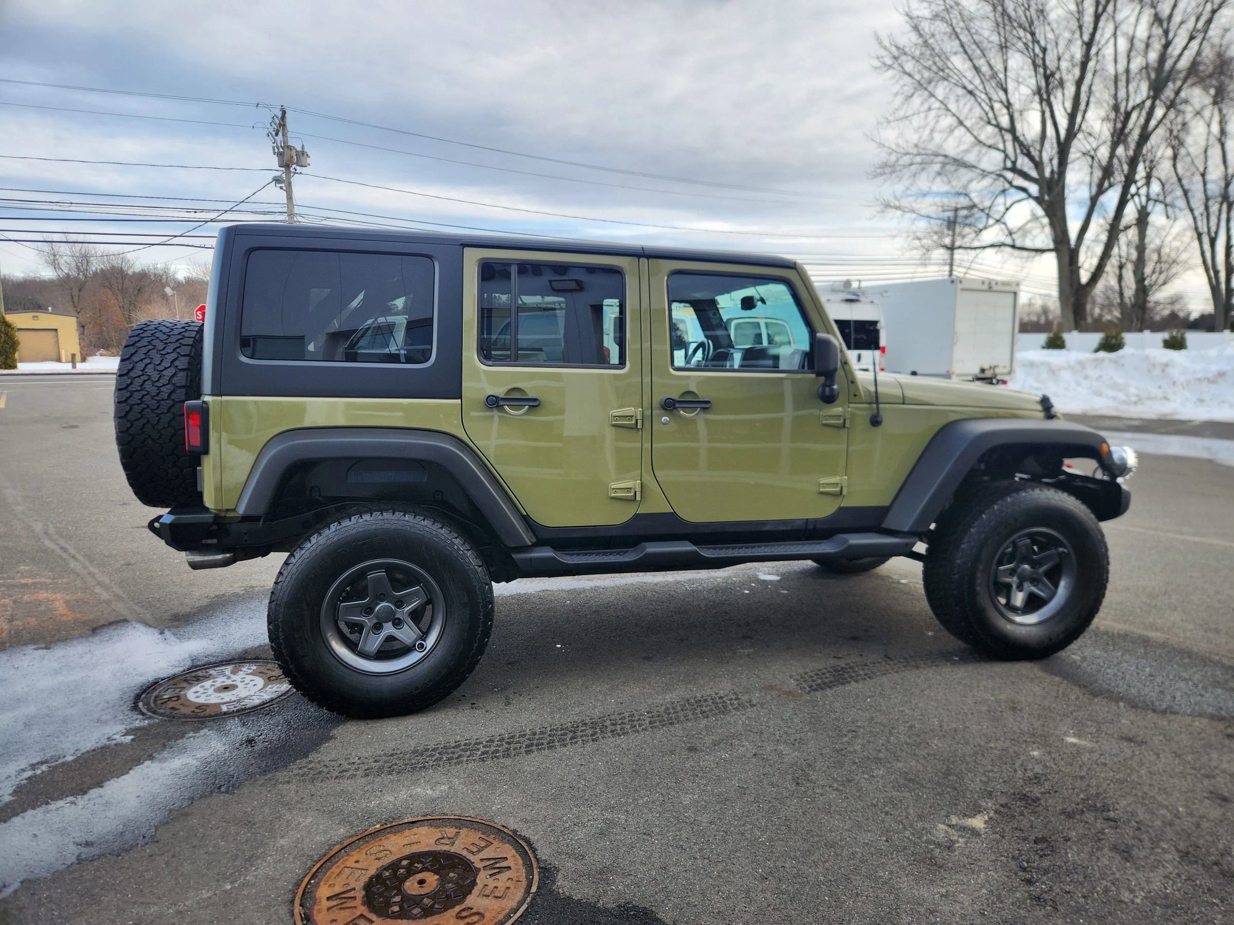 Used 2013 Jeep Wrangler Unlimited Sport image 16