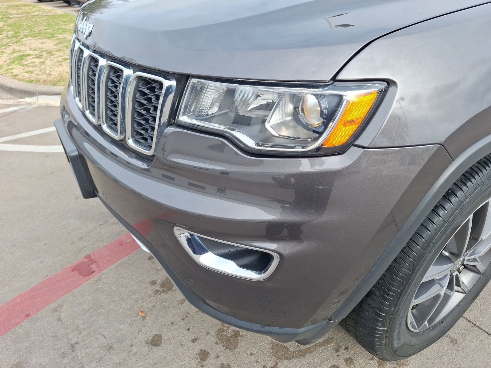 Used 2018 Jeep Grand Cherokee Limited RWD image 10