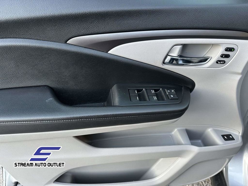 Used 2021 Honda Pilot EX-L image 17