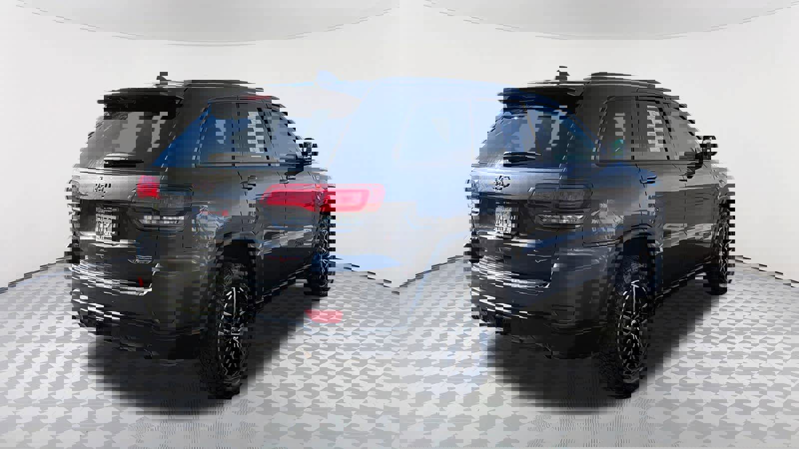 Used 2017 Jeep Grand Cherokee Trailhawk w/ Trailhawk Luxury Group image 5