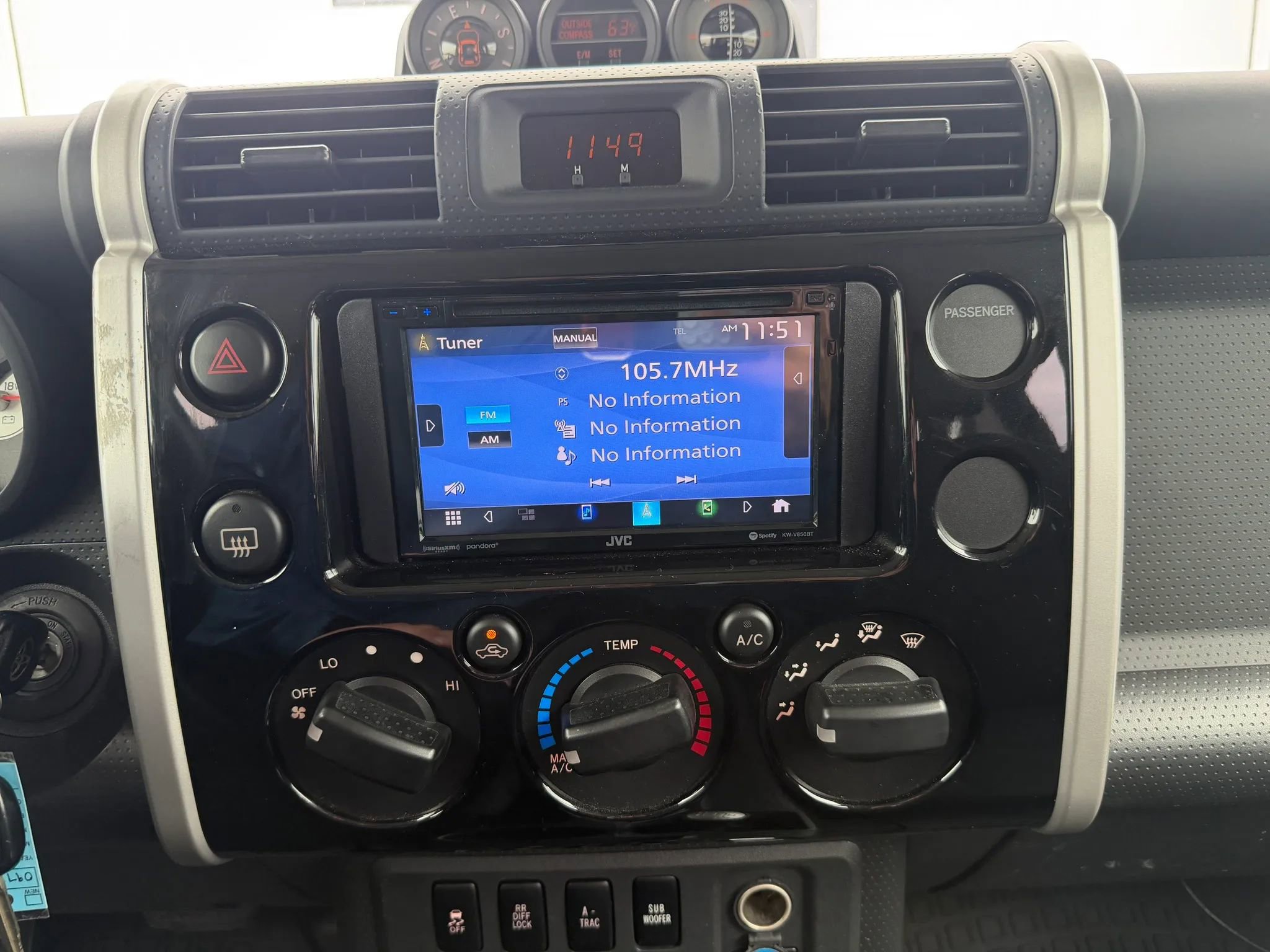 Used 2010 Toyota FJ Cruiser 4WD image 20