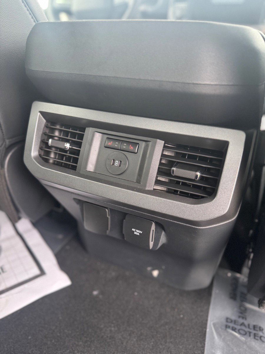 New 2023 Ford F250 Lariat w/ Lariat Ultimate Package image 54