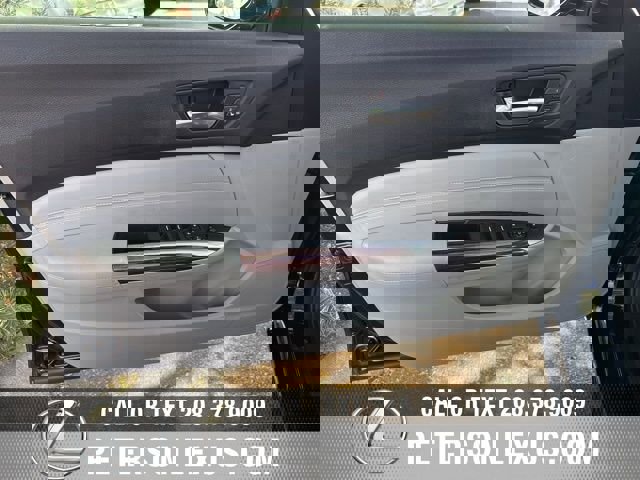 Used 2015 Acura TLX w/ Technology Package image 19