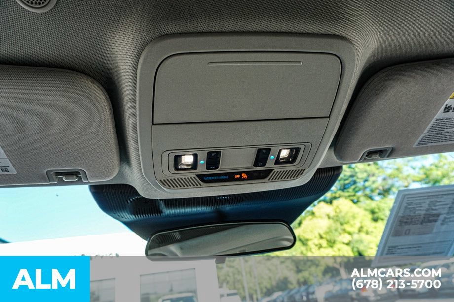 Used 2025 Ford Explorer Active RWD image 34