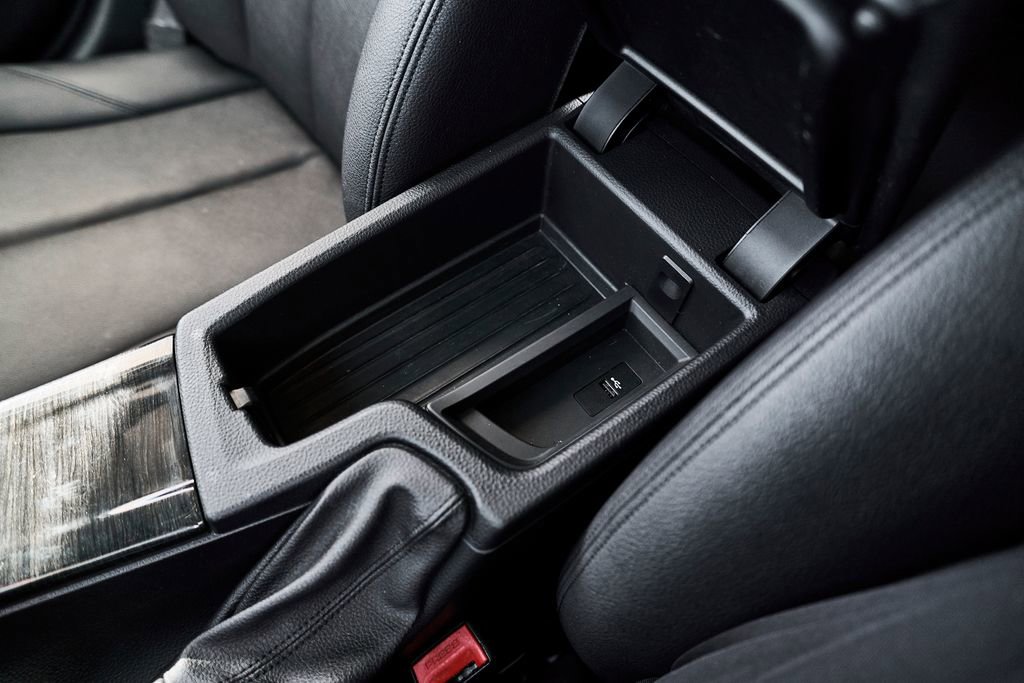 Used 2018 BMW 320i Sedan image 41