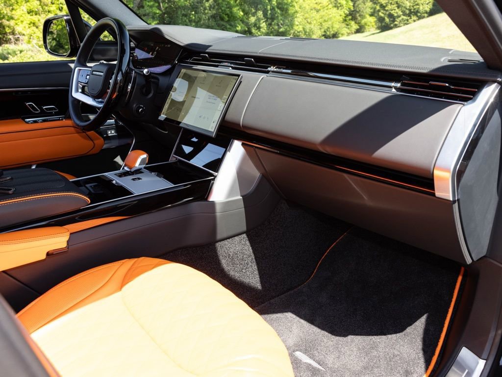 Used 2025 Land Rover Range Rover SE AWD/4WD image 65