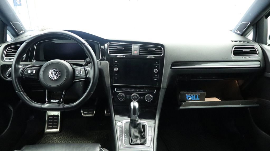 Used 2019 Volkswagen Golf R 4-Door image 19