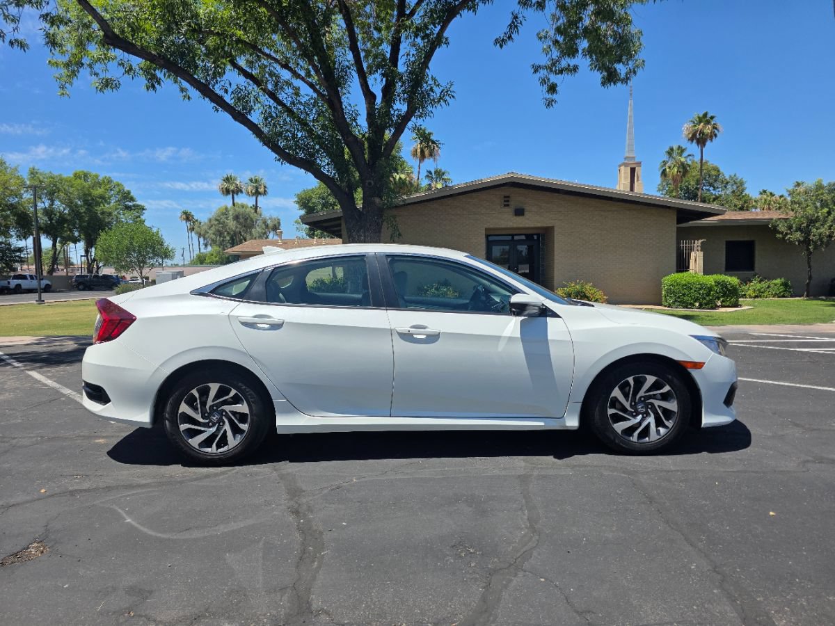 Used 2017 Honda Civic EX image 3