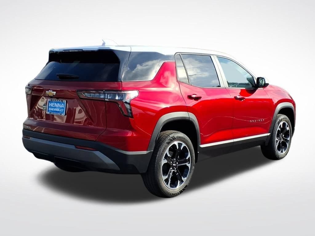 New 2027 Chevrolet Equinox LT w/ Convenience Package II FWD image 3
