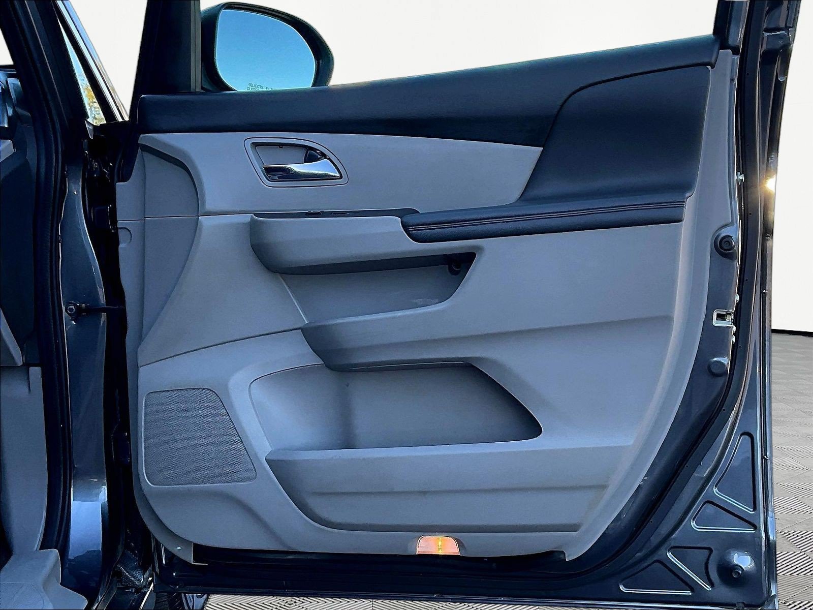 Used 2017 Honda Odyssey EX-L image 29