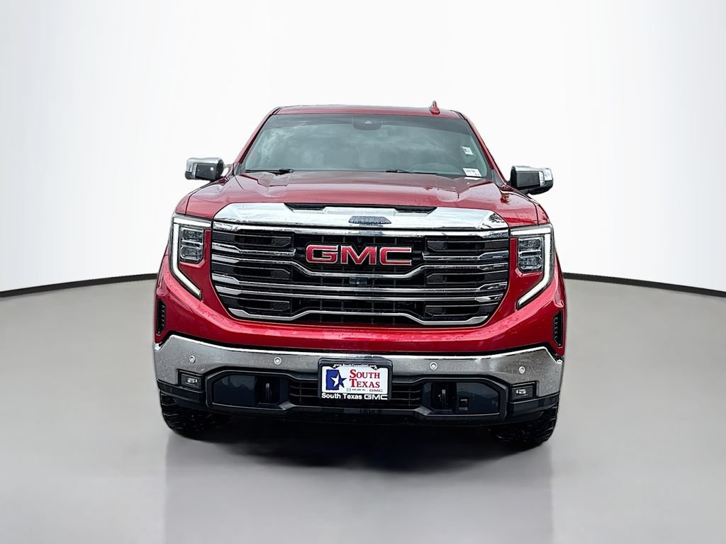 Used 2023 GMC Sierra 1500 SLT AWD/4WD image 2