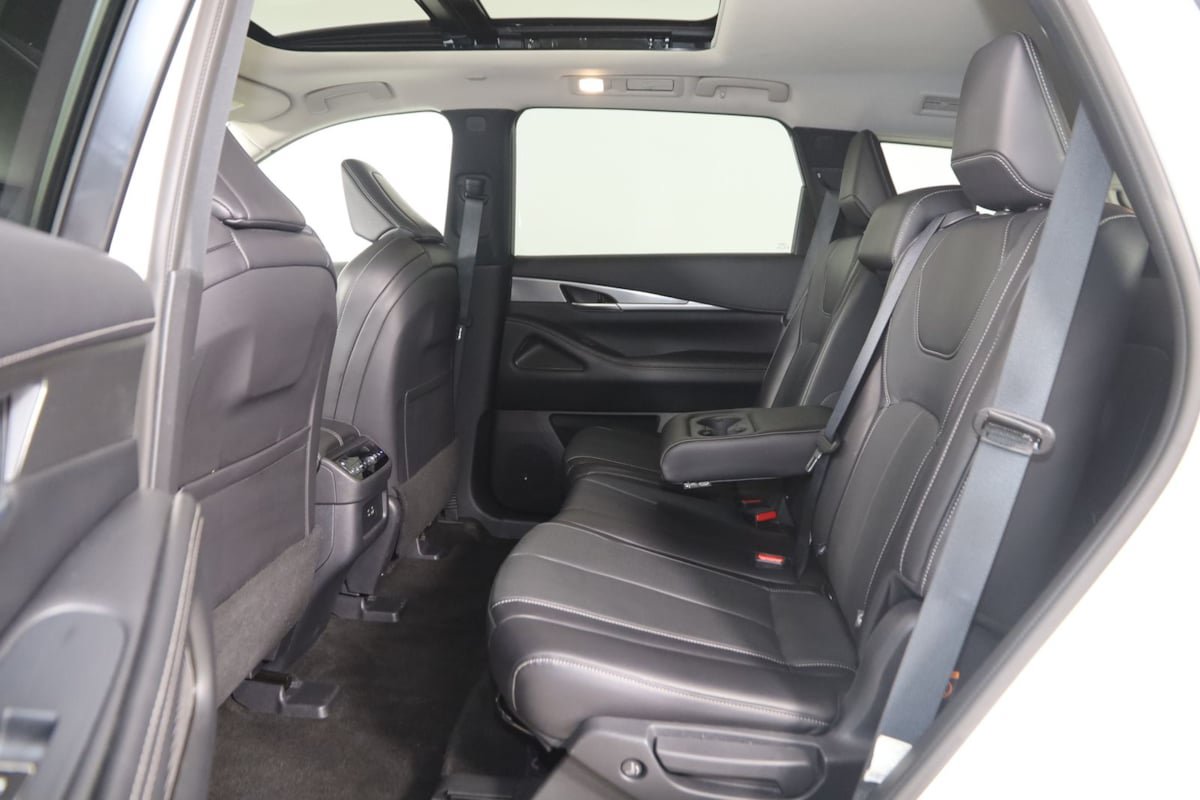 Used 2025 INFINITI QX60 Luxe AWD/4WD image 48