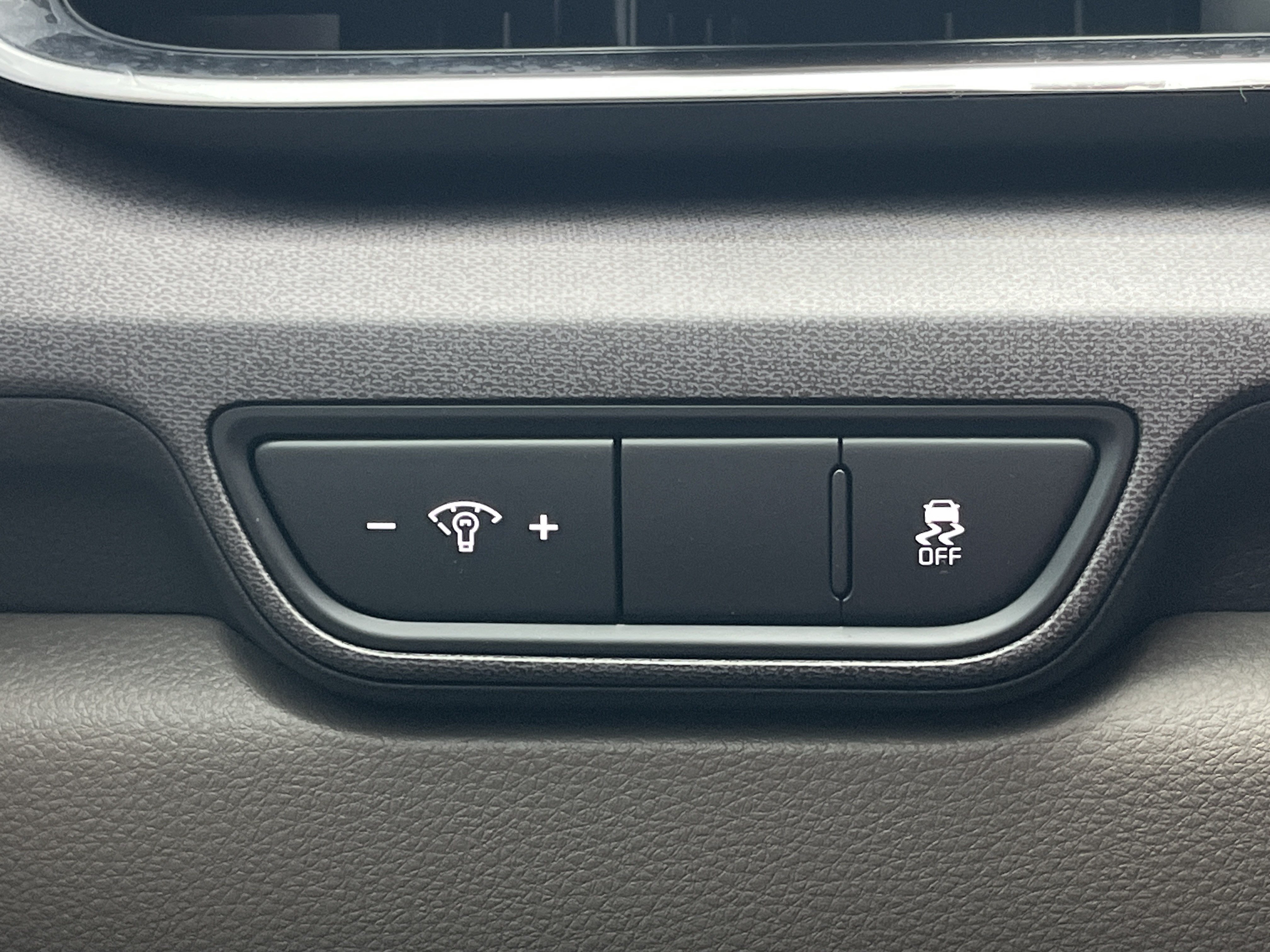 New 2026 Kia Carnival EX FWD image 15