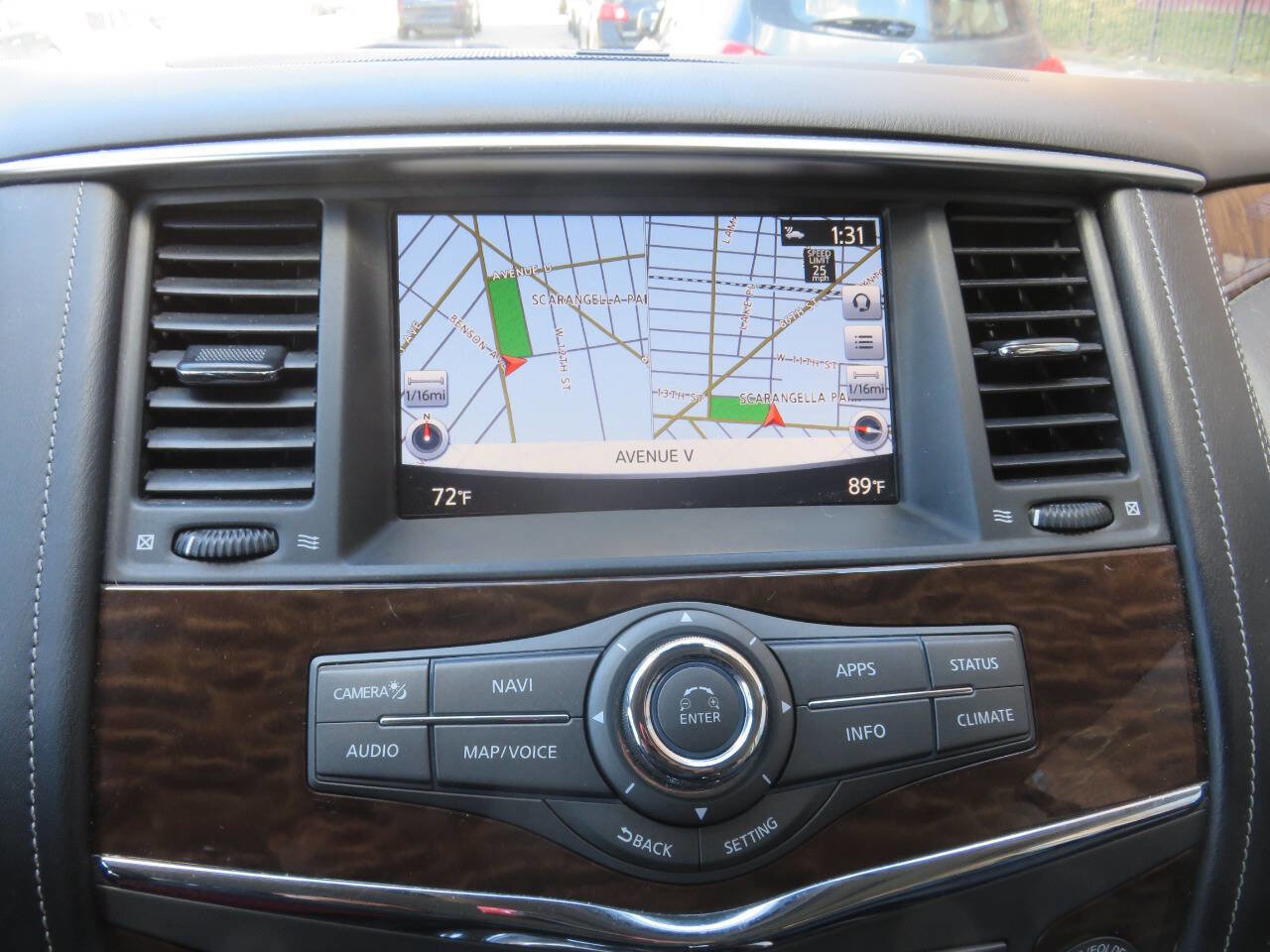 Used 2020 Nissan Armada SL w/ Premium Package image 17