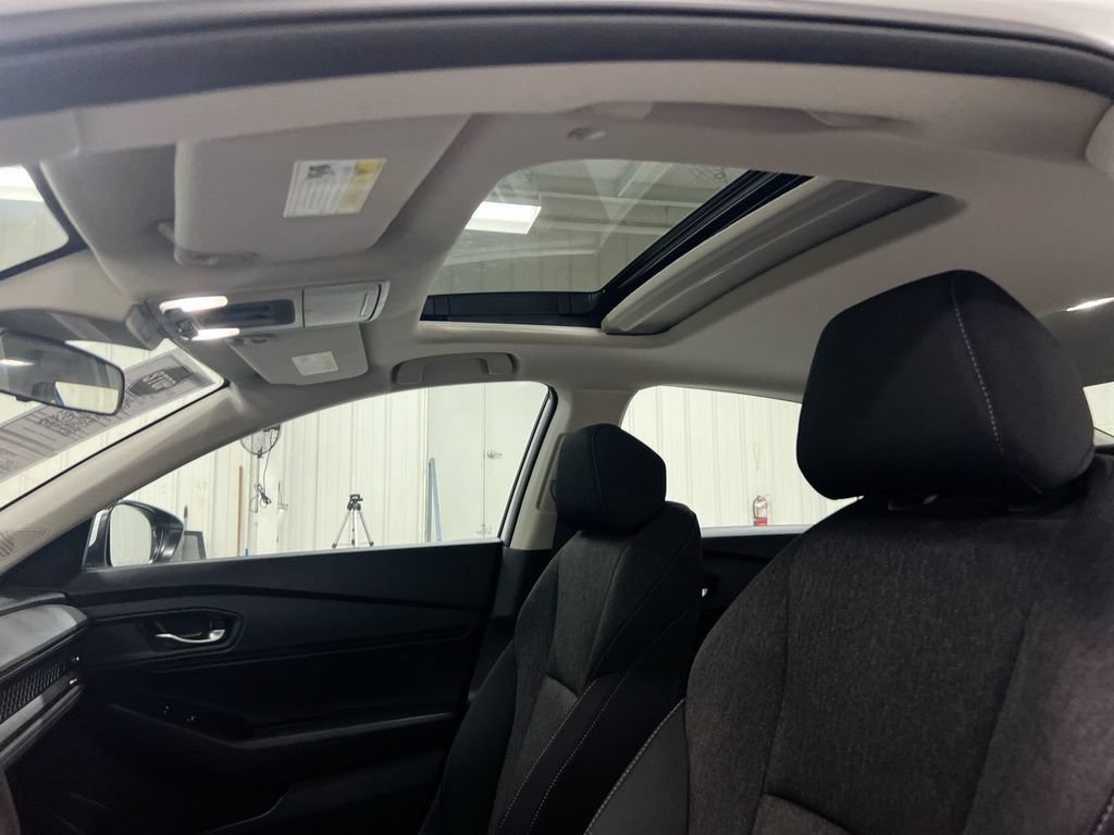 Used 2024 Honda Accord EX image 18
