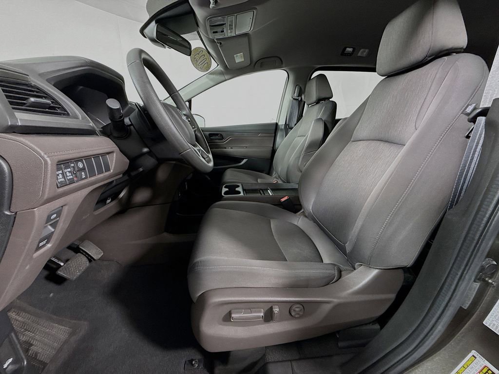 Used 2023 Honda Odyssey EX image 19
