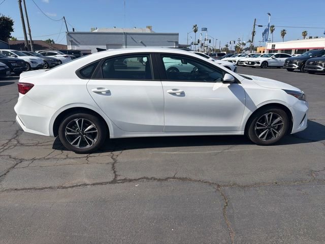 Used 2024 Kia Forte LXS FWD image 4