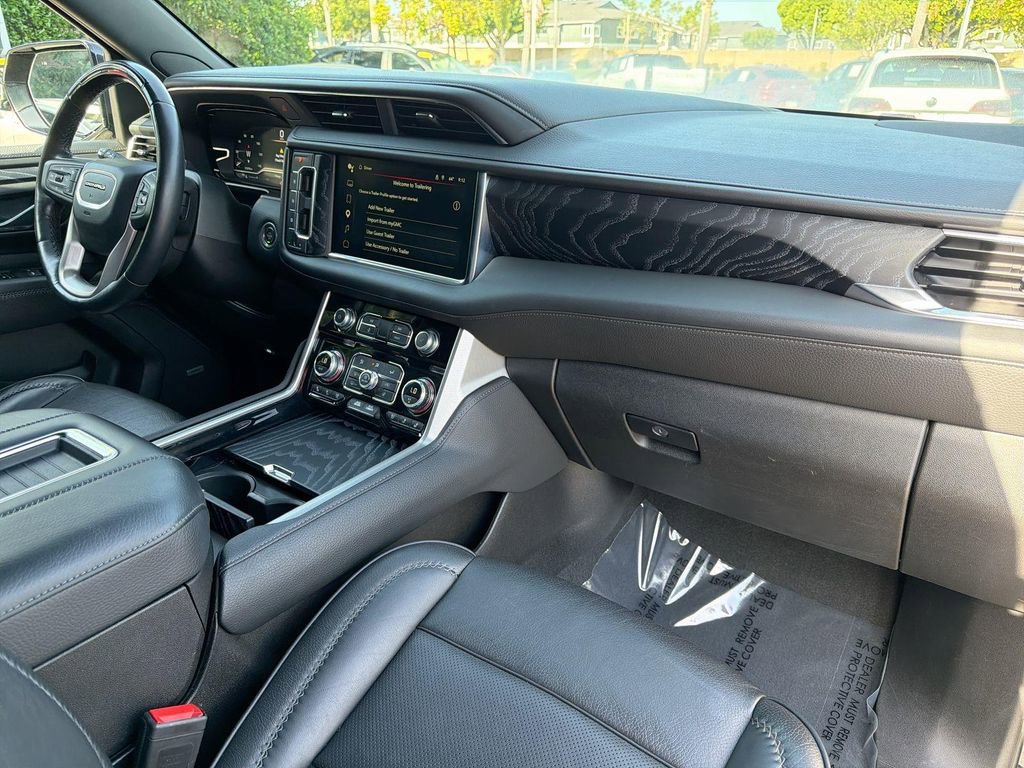 Used 2023 GMC Yukon Denali w/ Denali Reserve Package AWD/4WD image 37