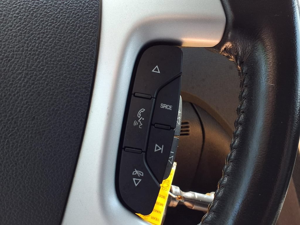 Used 2012 Chevrolet Traverse LT FWD image 18