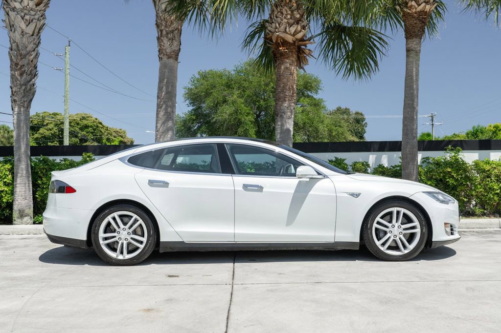 Used 2016 Tesla Model S 85D AWD/4WD image 9