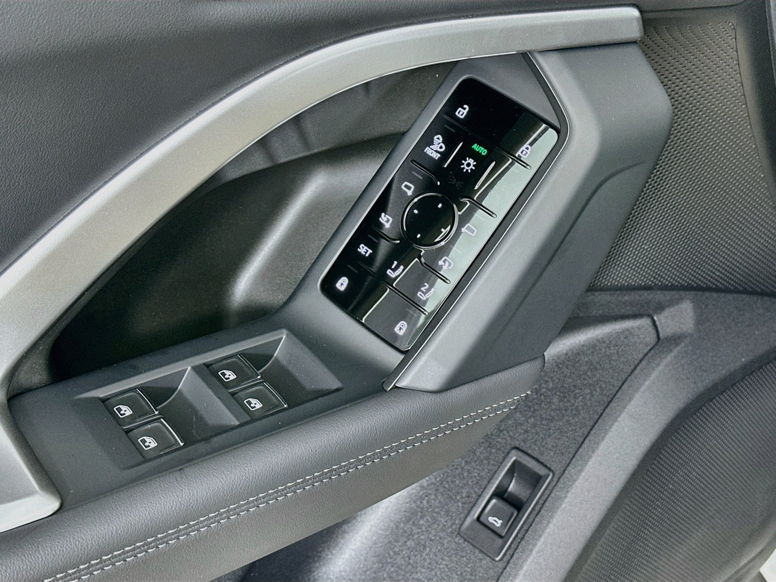 New 2026 Audi Q5 Premium Plus AWD/4WD image 17