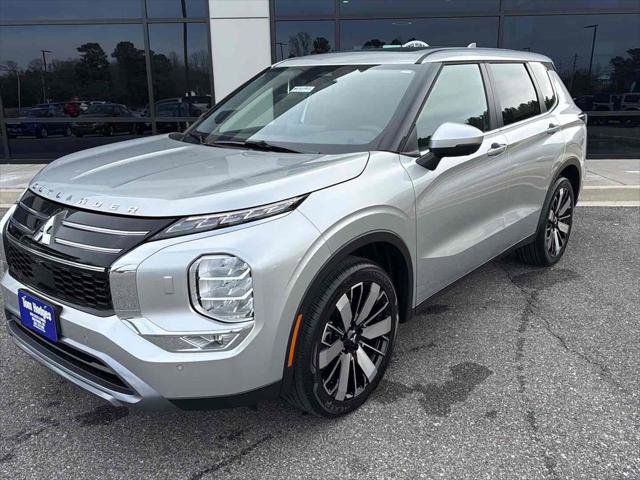 New 2026 Mitsubishi Outlander SE image 1