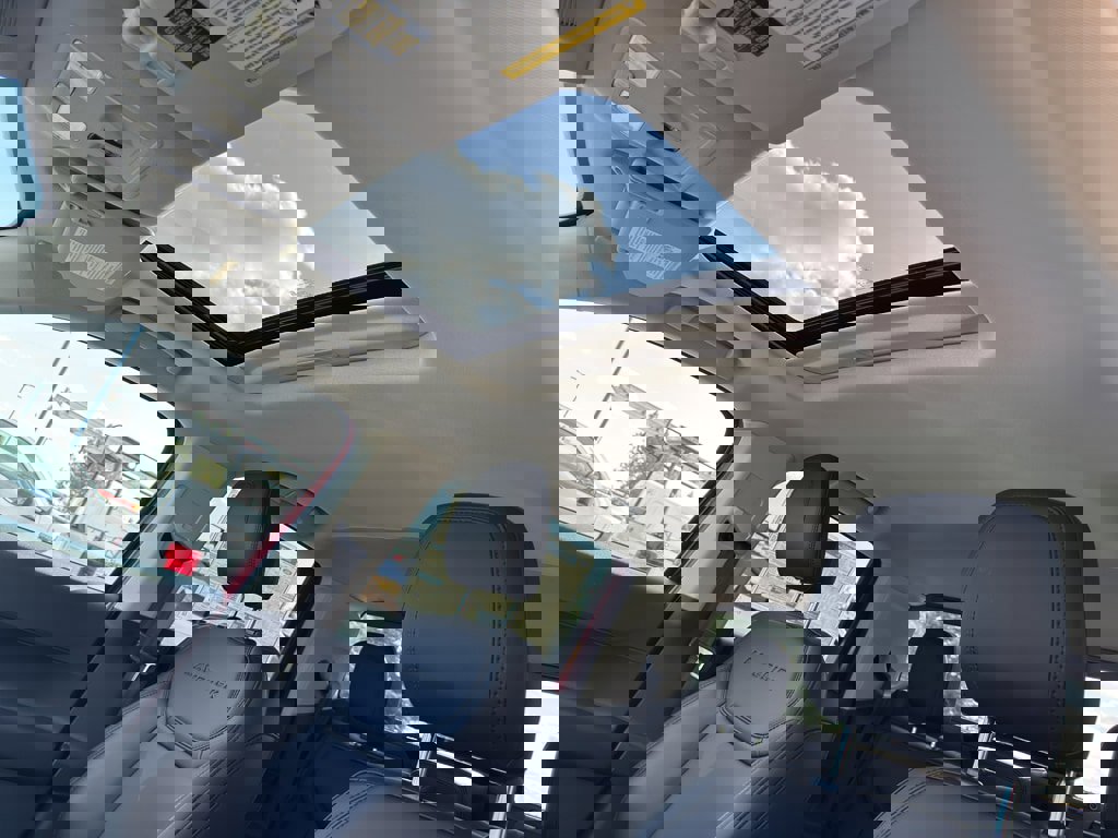 New 2025 Ford Maverick Lariat w/ Black Appearance Package image 56