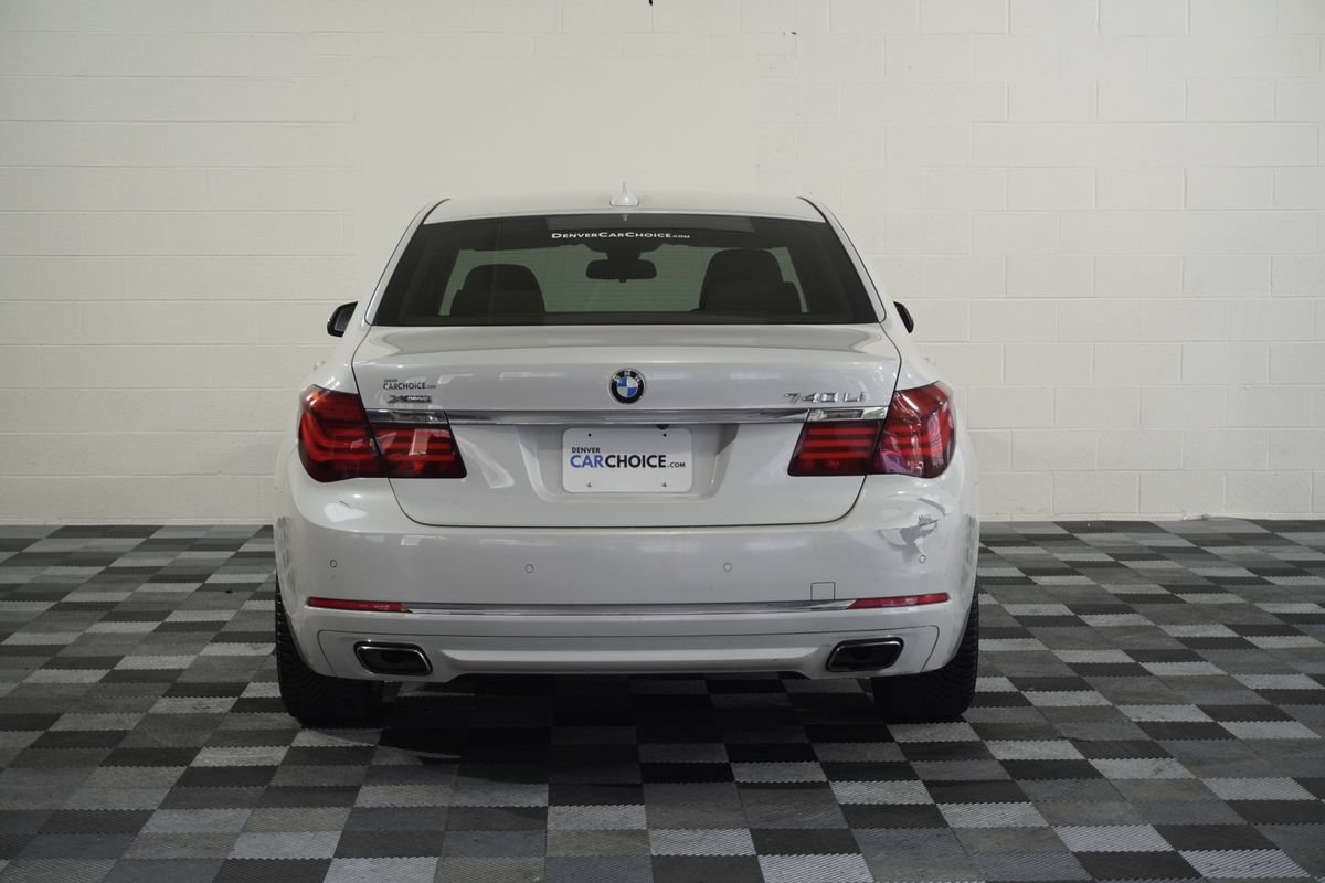 Used 2013 BMW 740Li xDrive w/ Executive Pkg AWD/4WD image 4