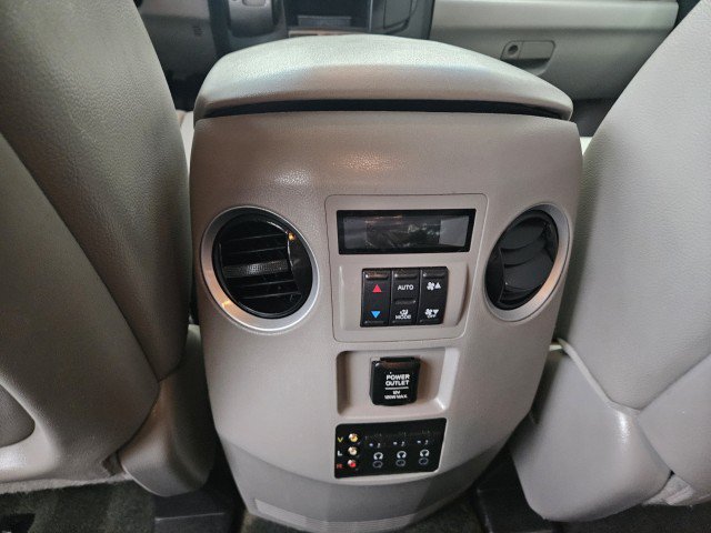 Used 2014 Honda Pilot Touring image 22