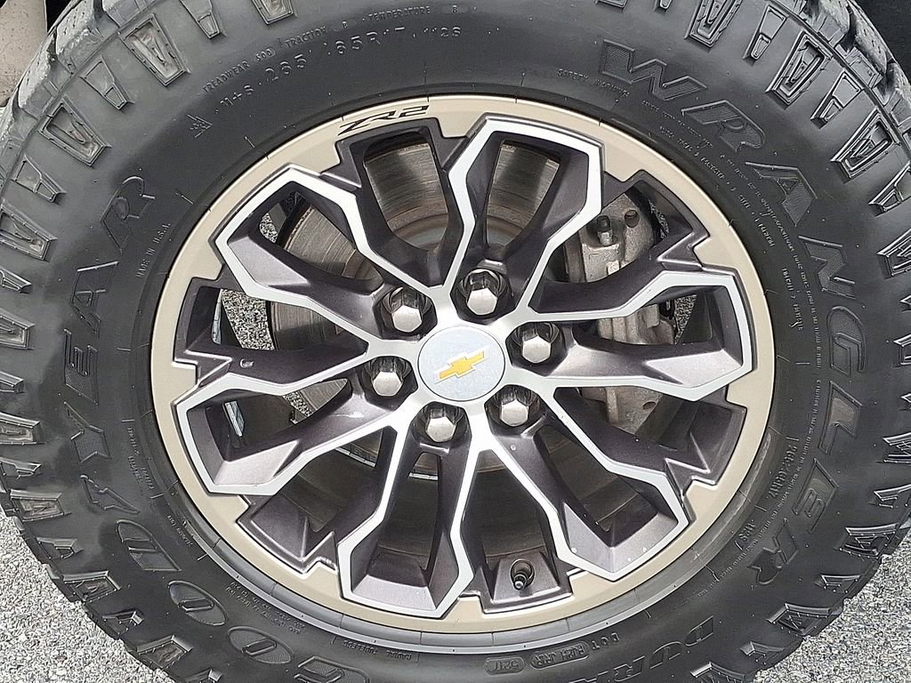 Used 2018 Chevrolet Colorado ZR2 image 8