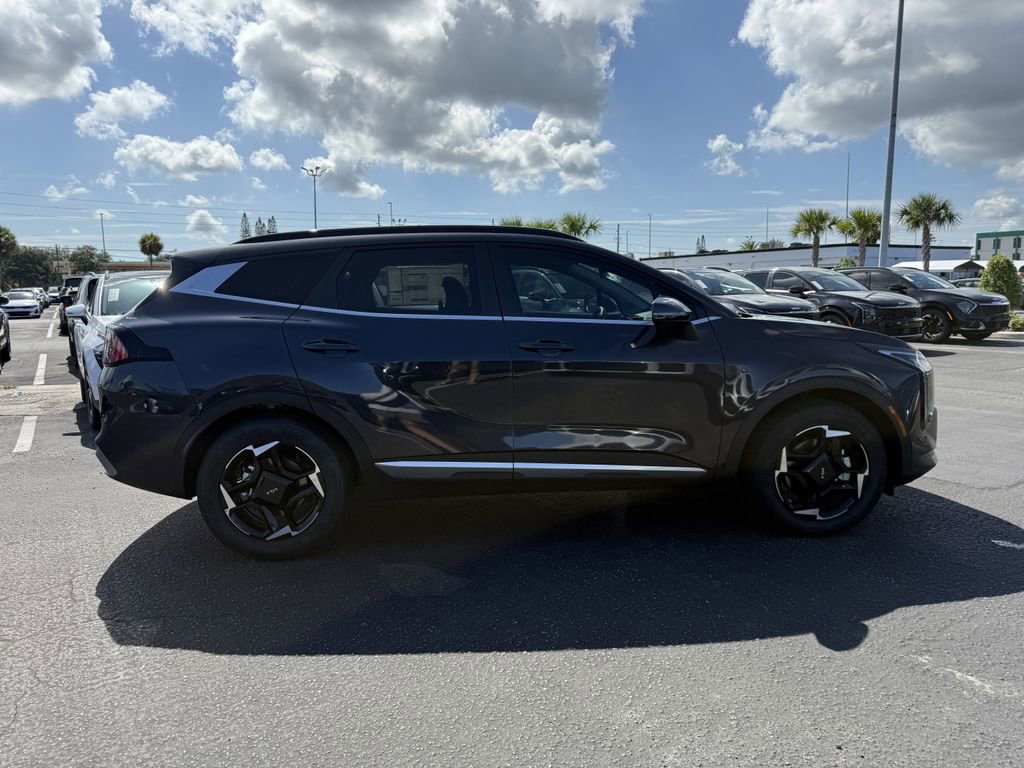 New 2026 Kia Sportage EX w/ EX Panorama Roof Package image 3