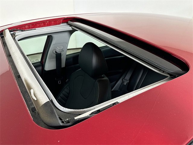 Used 2023 Hyundai Elantra Limited w/ Cargo Package image 15