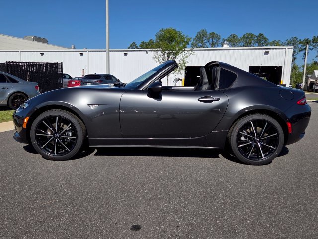 New 2026 MAZDA MX-5 Miata RF Grand Touring RWD image 2