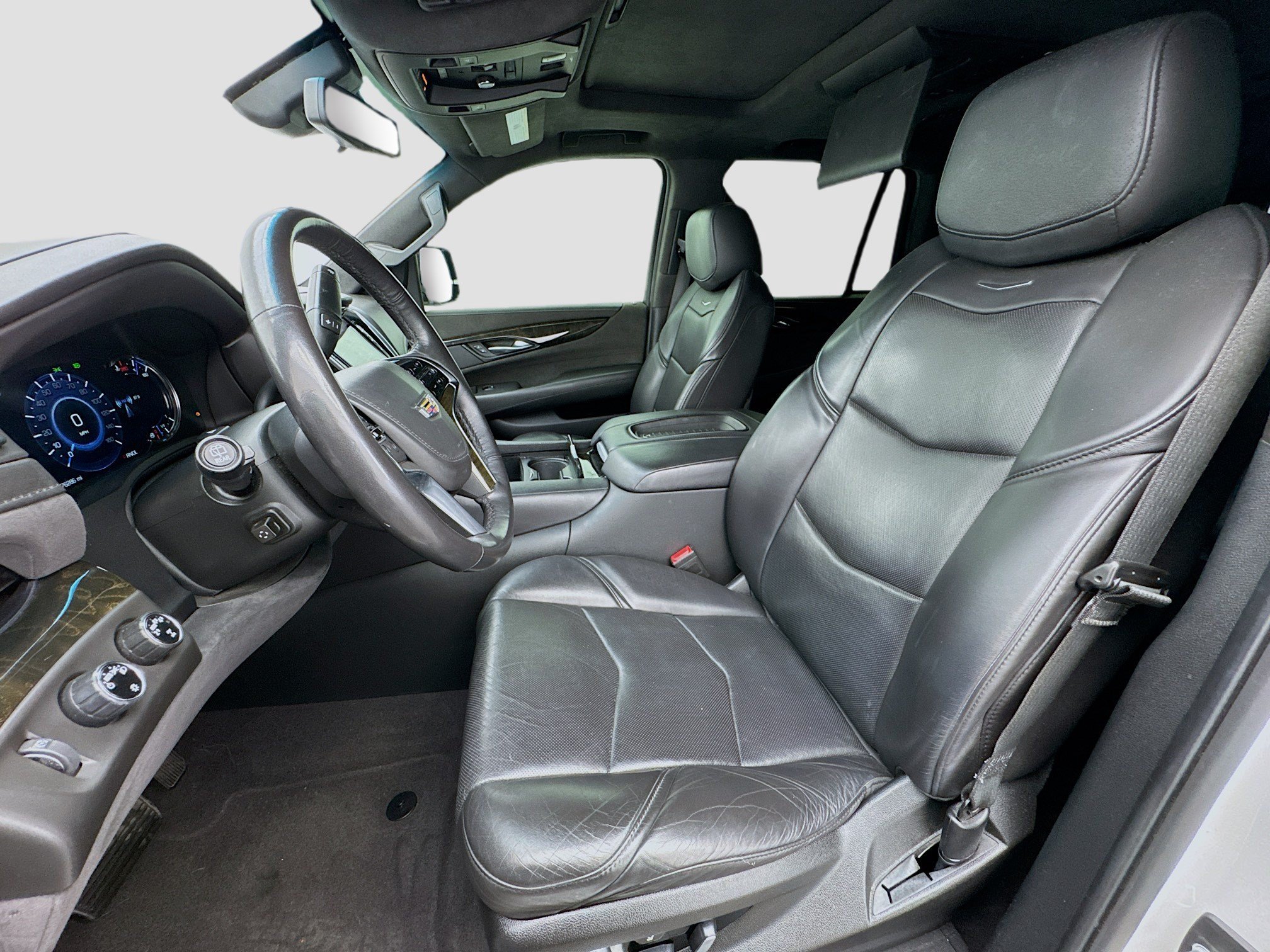 Used 2020 Cadillac Escalade Platinum AWD/4WD image 13