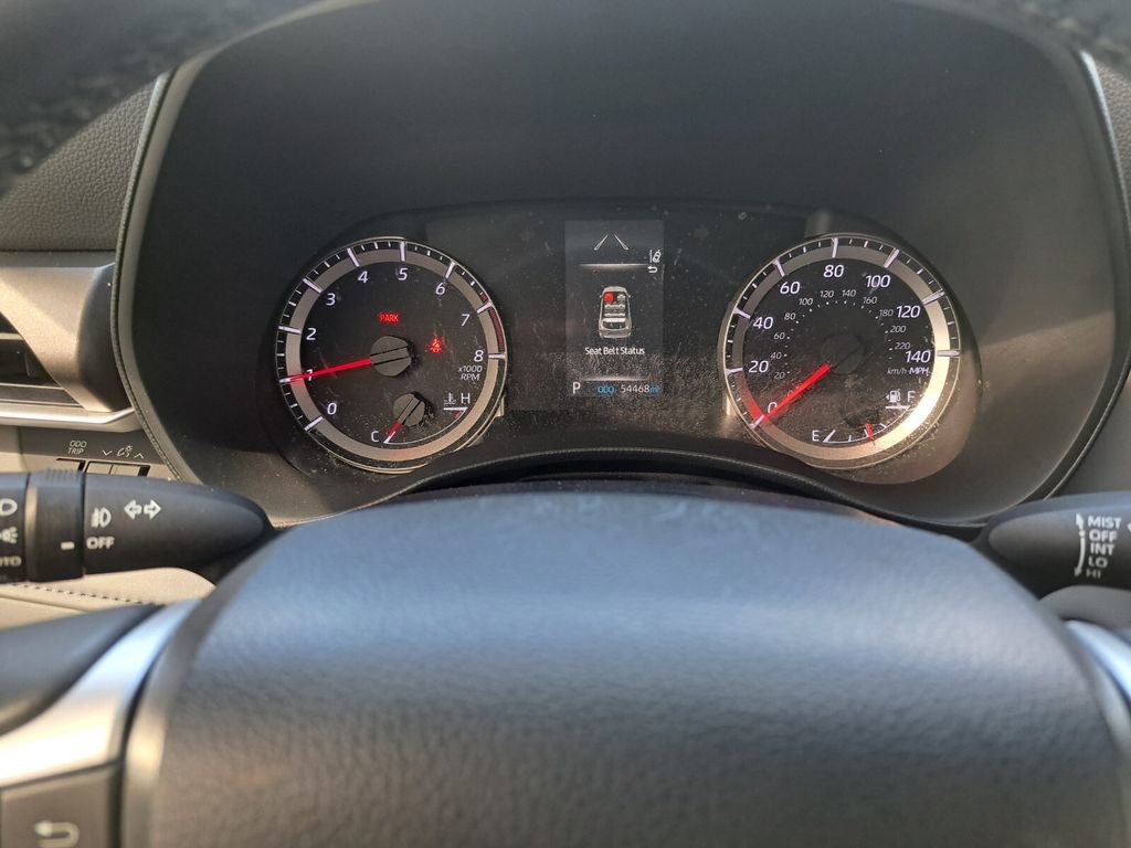 Used 2022 Toyota Highlander LE image 12