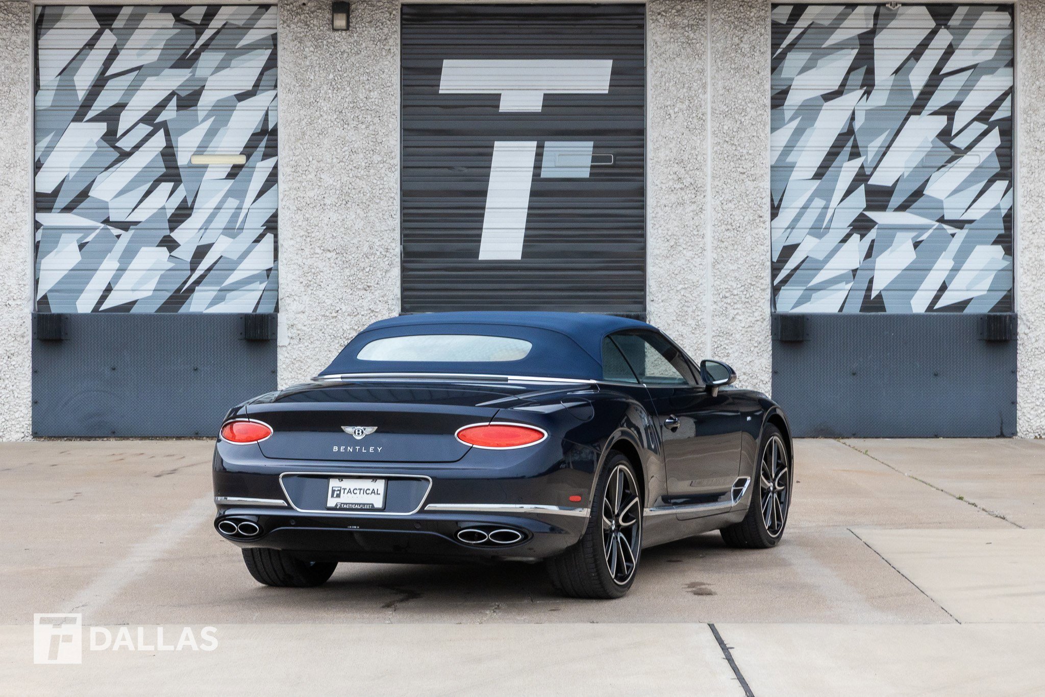 Used 2021 Bentley Continental GT image 16