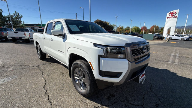 New 2027 Nissan Frontier SV w/ Tow Package AWD/4WD image 2
