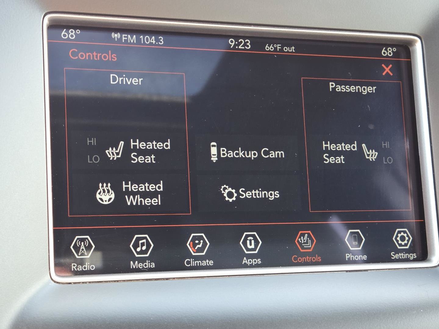 Used 2018 Jeep Grand Cherokee Limited AWD/4WD image 5
