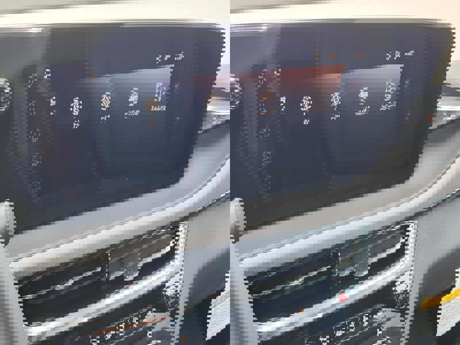 New 2025 Buick Envista Avenir image 15