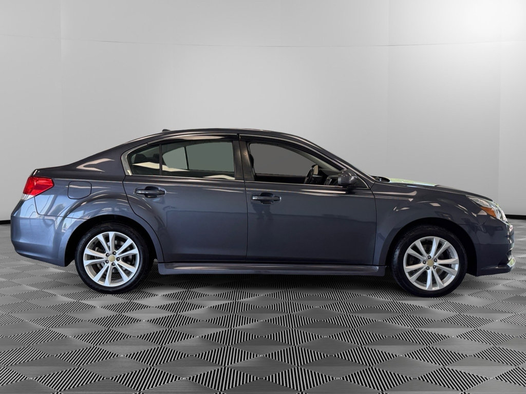 Used 2014 Subaru Legacy 2.5i Premium AWD/4WD image 9