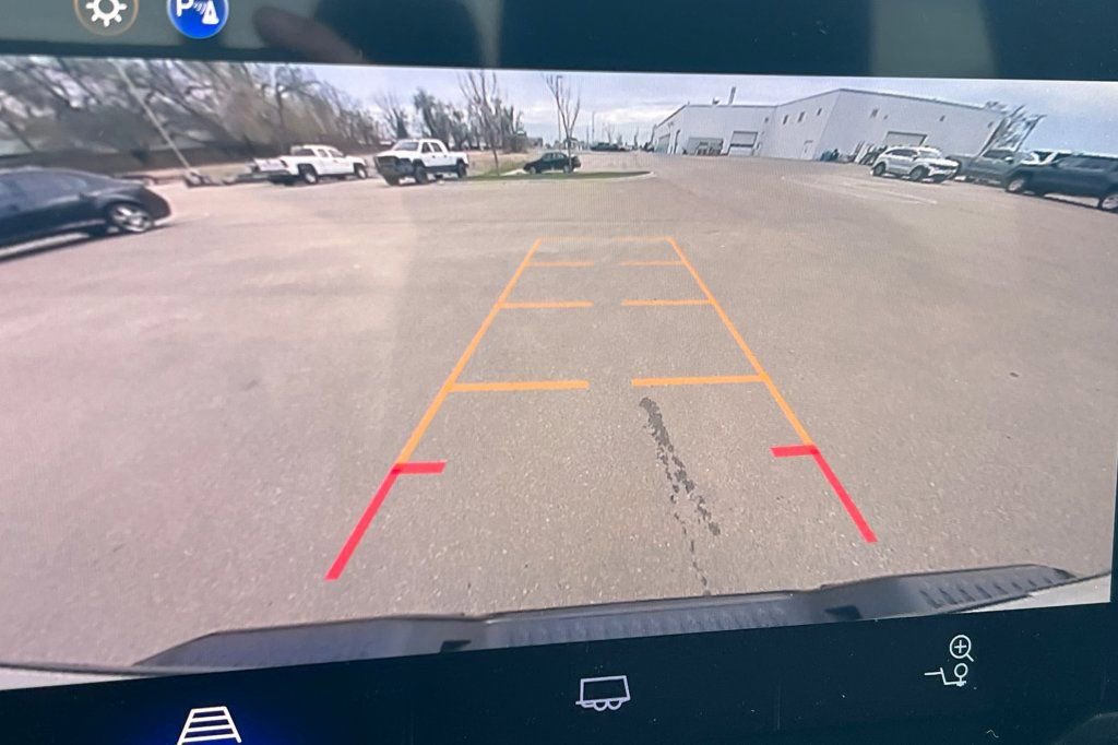 New 2026 Chevrolet Colorado W/T image 16