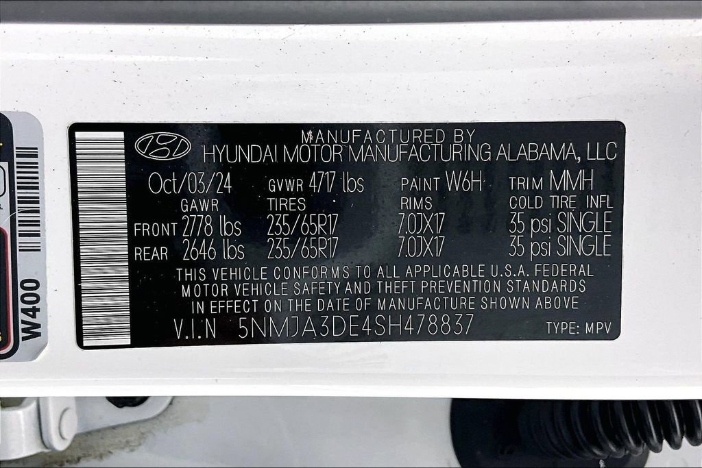 Used 2025 Hyundai Tucson SE image 35