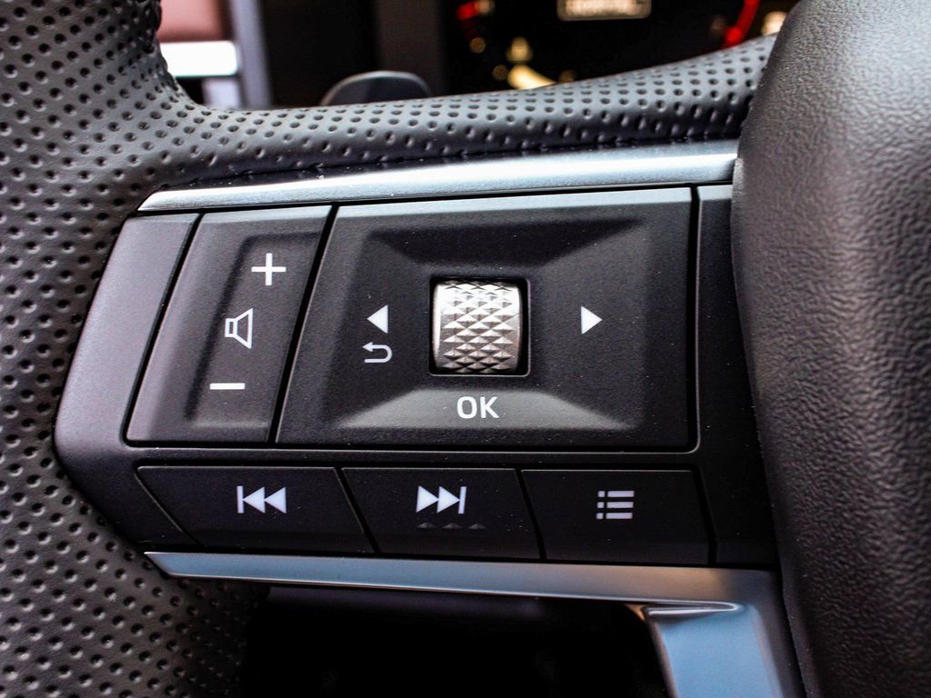 New 2025 Mitsubishi Outlander SEL image 29