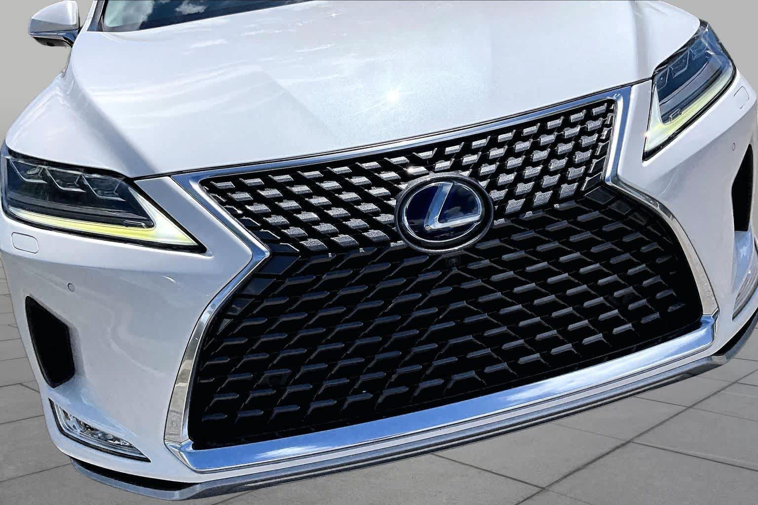 Used 2022 Lexus RX 450h AWD w/ Luxury Package image 30