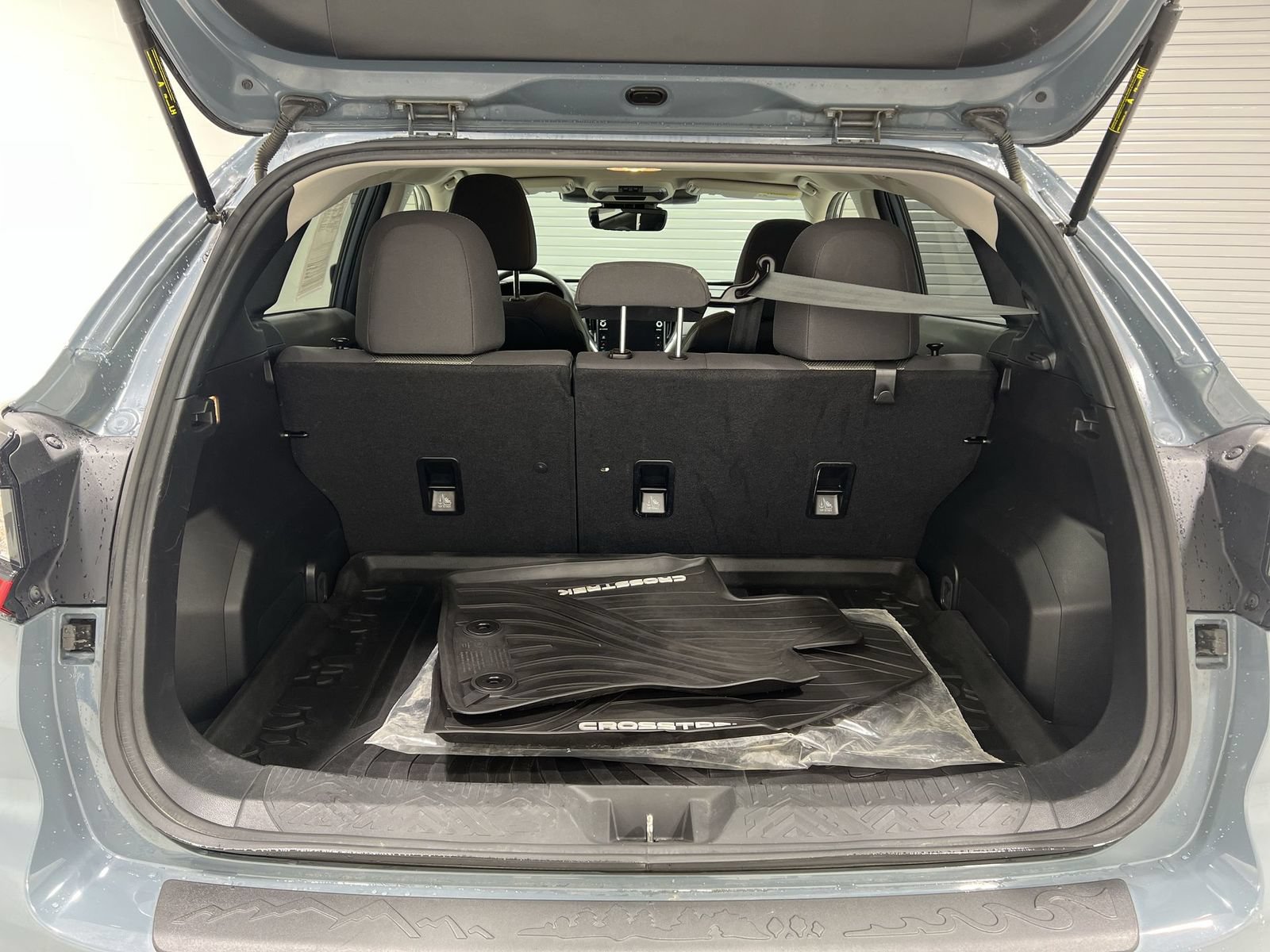 Used 2024 Subaru Crosstrek 2.0i Premium AWD/4WD image 23