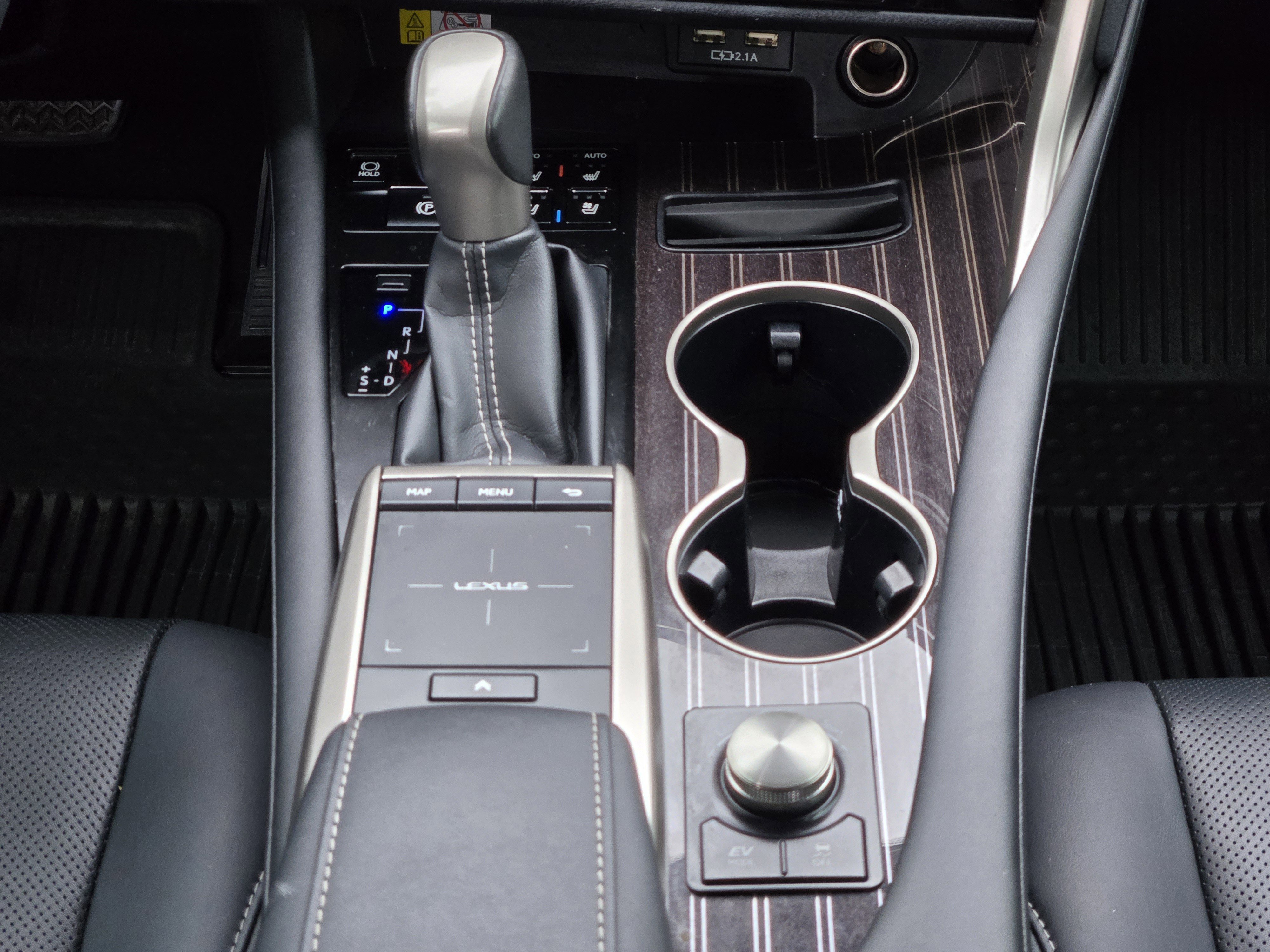 Used 2021 Lexus RX 450h AWD w/ Luxury Package image 17