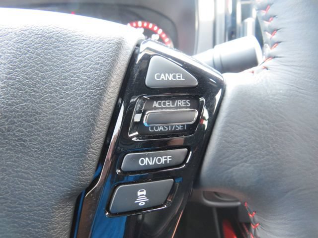 Used 2025 Nissan Frontier PRO-4X AWD/4WD image 20