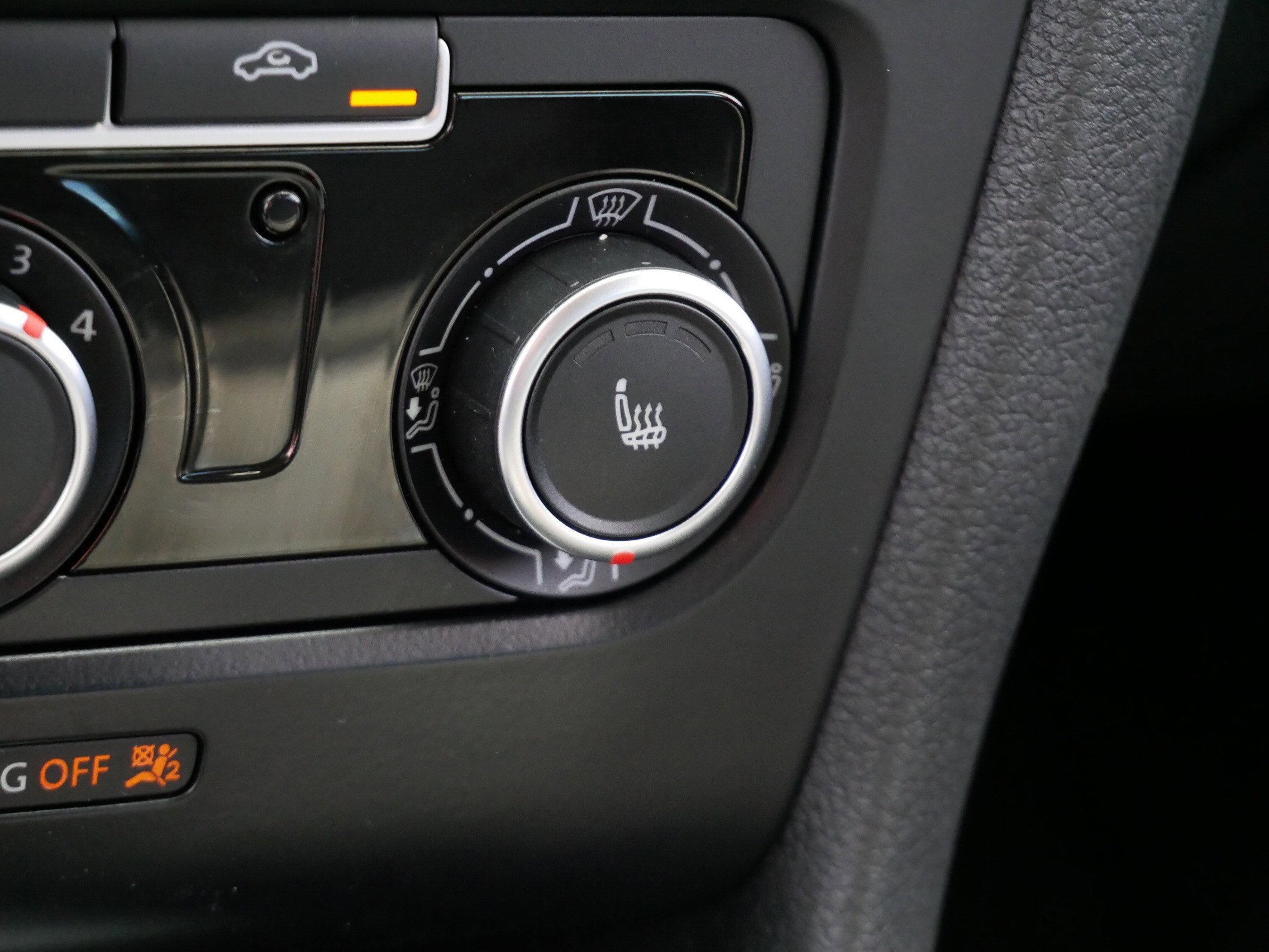 Used 2013 Volkswagen Jetta TDI image 28