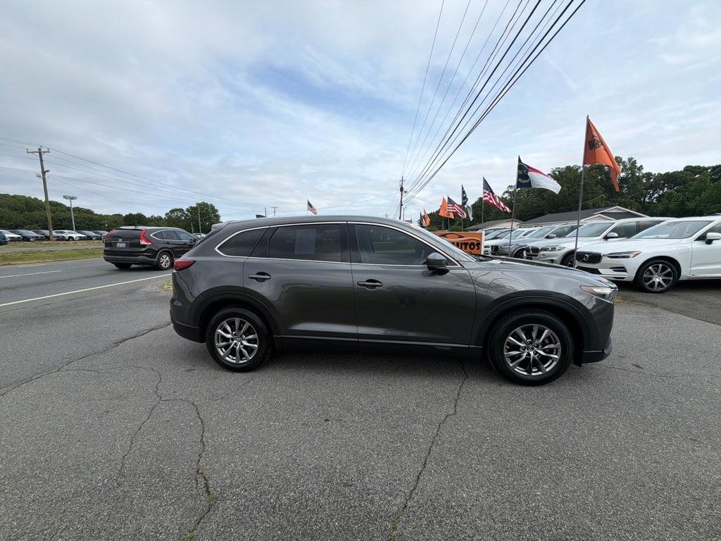 Used 2018 MAZDA CX-9 Touring w/ Touring Premium Package FWD image 14