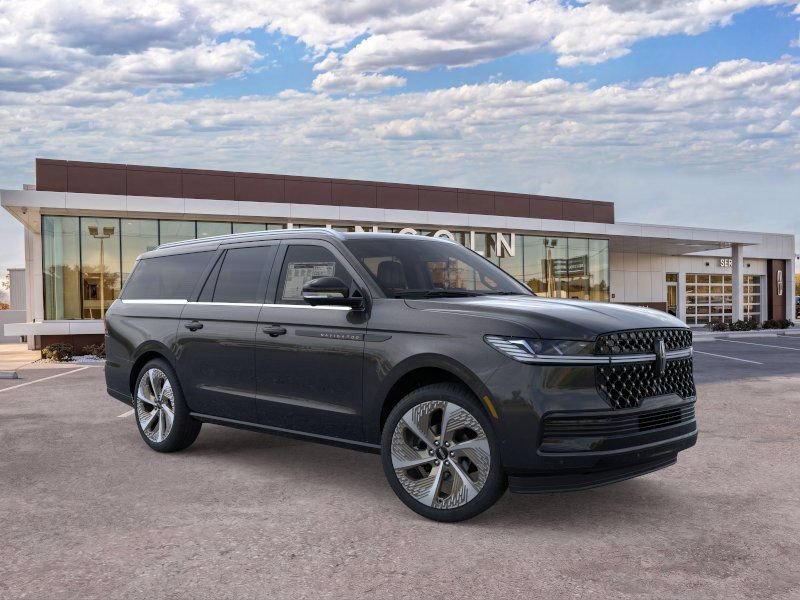 New 2026 Lincoln Navigator L Black Label AWD/4WD image 7